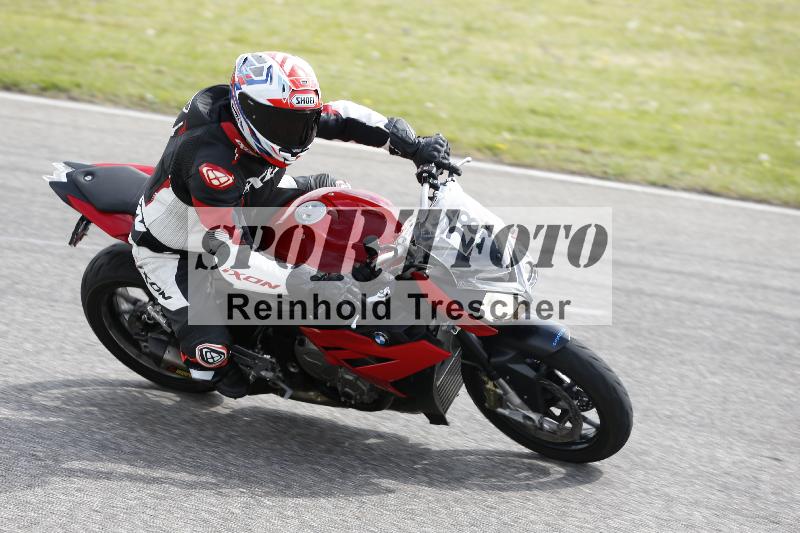 Archiv-2025/10 23.04.2025 Cornu Master School ADR/gruen-vert/28